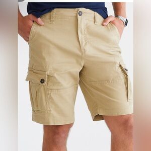 Aeropostale men’s youth boys khaki cargo shorts waist 28 inseam 10.5